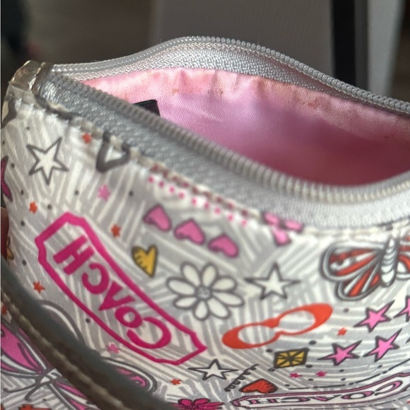 Coach poppy wristlet - Picture 6 of 7